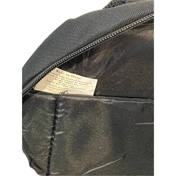 Puslom Computer and Charge Backpack 40L - Picture 7 of 7